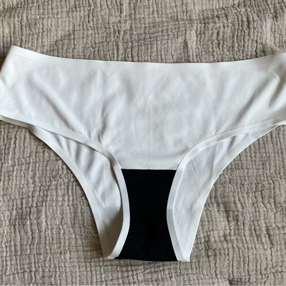 WHEREW/THAL Everywhere Cheeky Medium - Picture 2 of 6